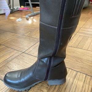 Clark women boots